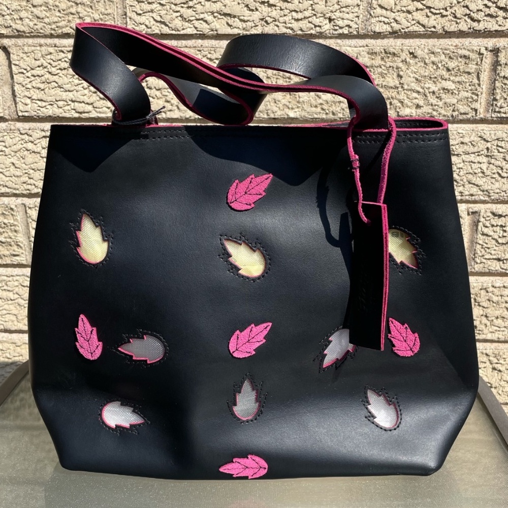 Gramercy by Stone Mountain Leather Black Handbag